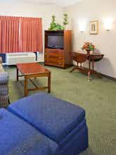 Hotel Holiday Inn Express Brown Deer photo 2