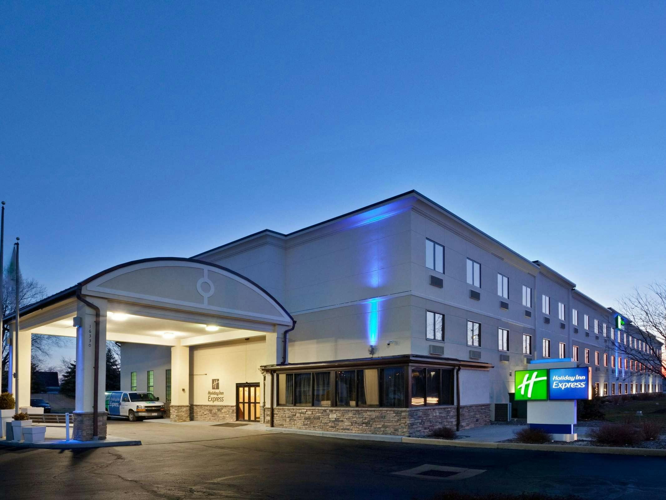 Holiday Inn Express Brook Park