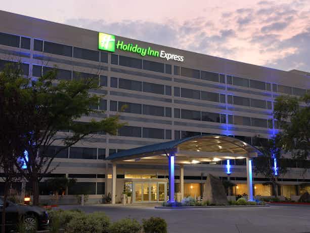 Holiday Inn Express Boise-University Area