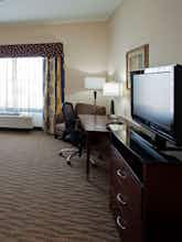 Hotel Holiday Inn Express Buda photo 2