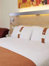 Hotel Holiday Inn Express Cambridge photo 1