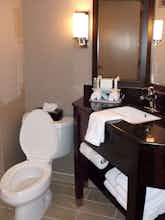 Hotel Holiday Inn Express Burlington photo 4