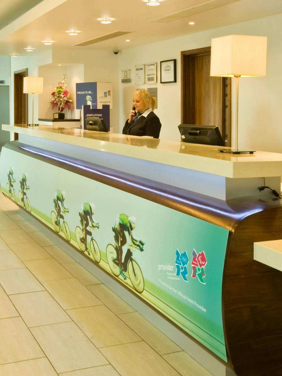 Hotel Holiday Inn Express Burnley photo 5