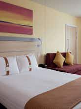 Hotel Holiday Inn Express Burnley photo 1
