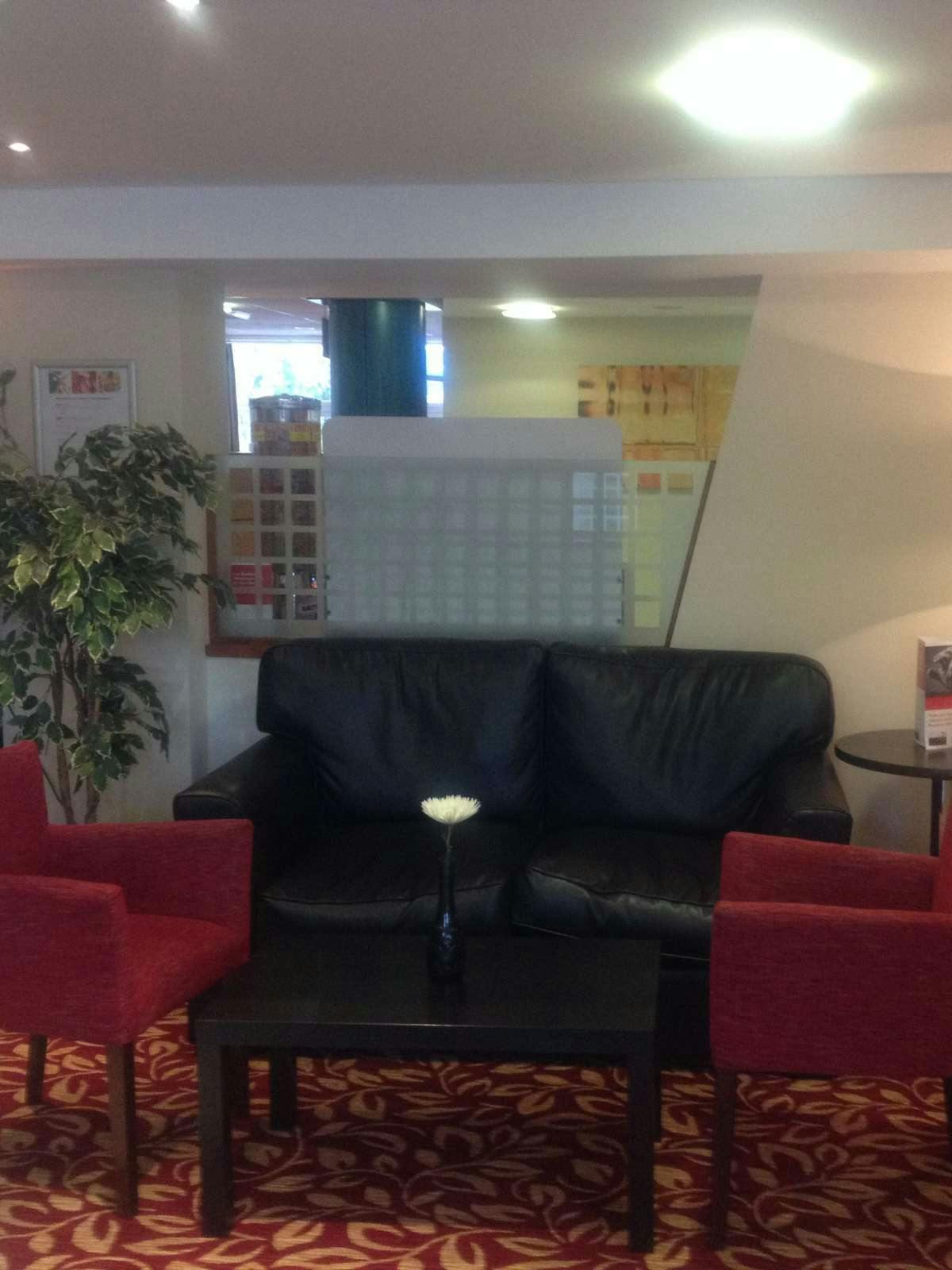 Hotel Holiday Inn Express Cardiff Bay photo 4