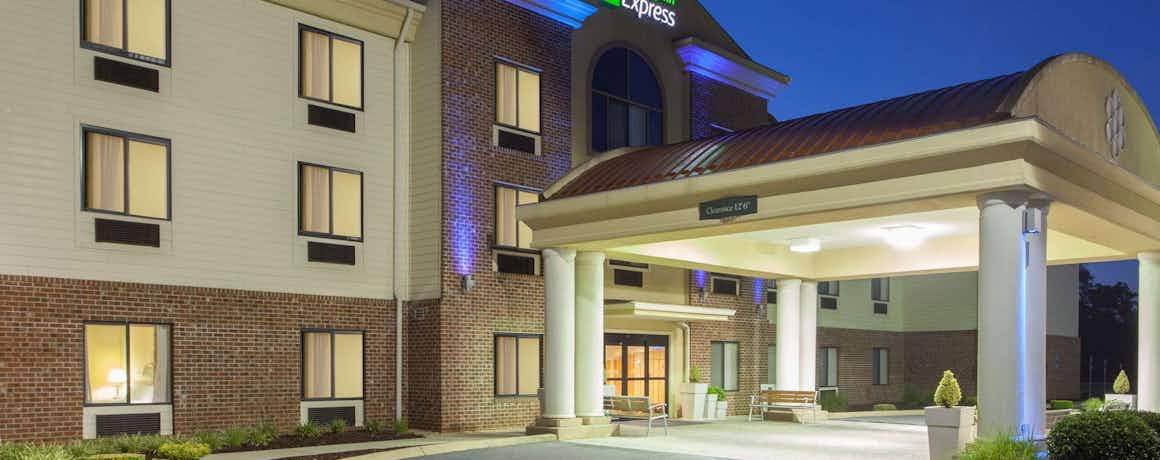 Holiday Inn Express Charles Town, Ranson - HotelTonight