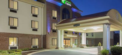 Holiday Inn Express Charles Town