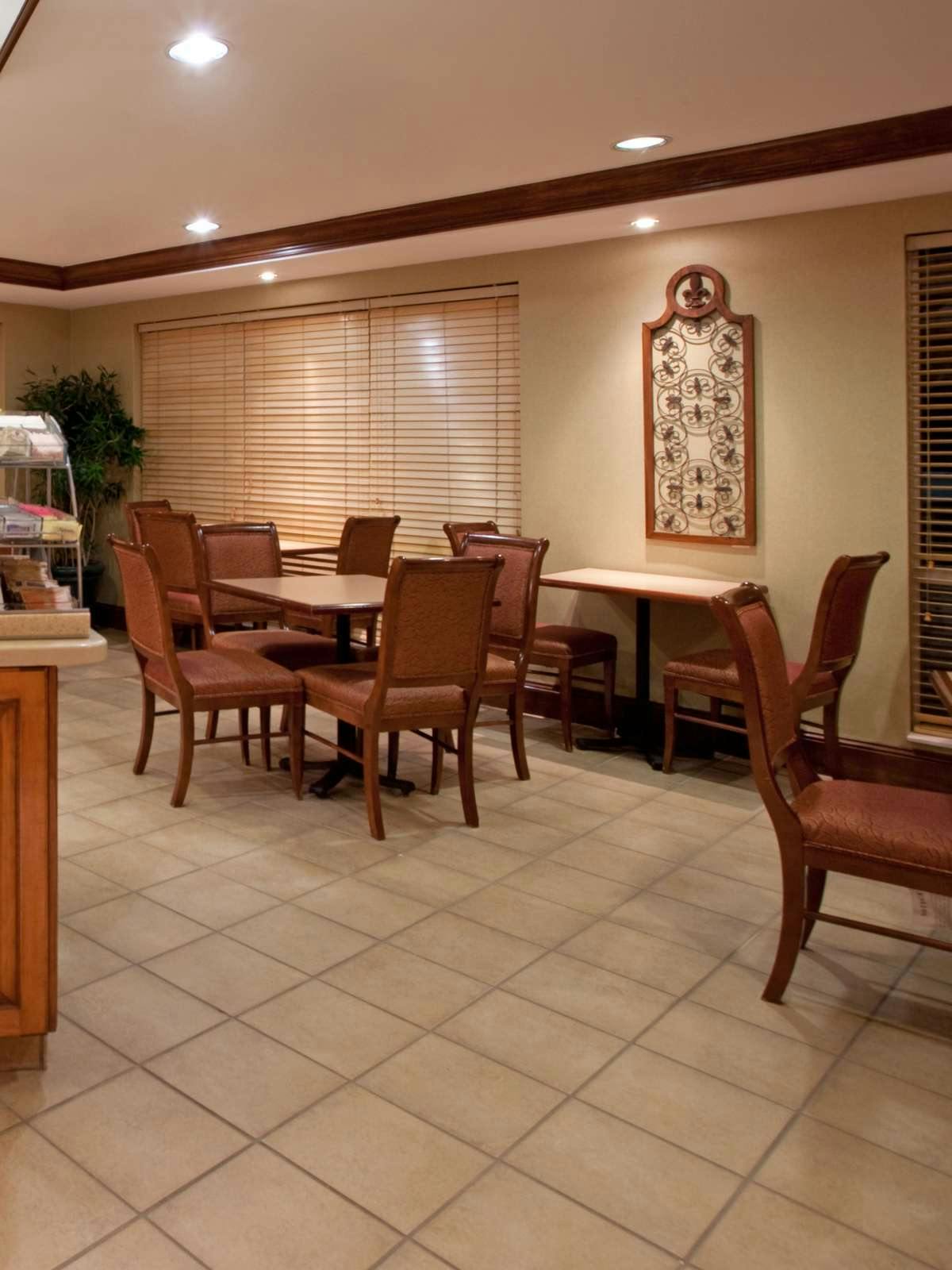 Hotel Holiday Inn Express Chapel Hill photo 4