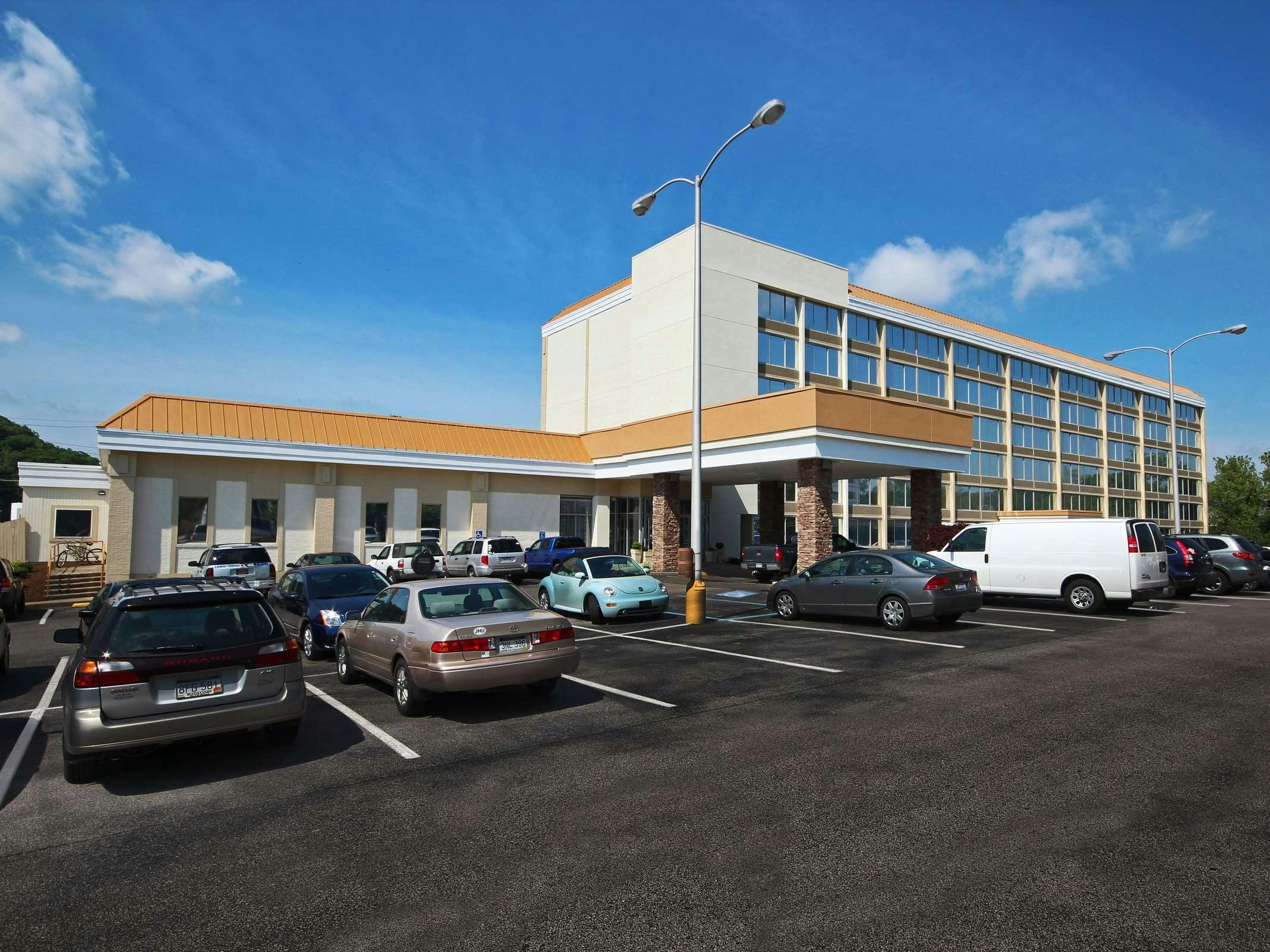 Holiday Inn Express Charleston Civic Center