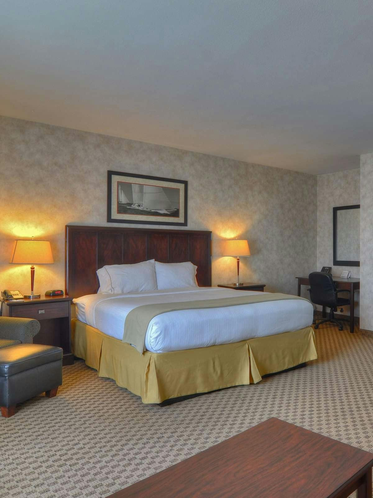 Hotel Holiday Inn Express Chula Vista photo 1