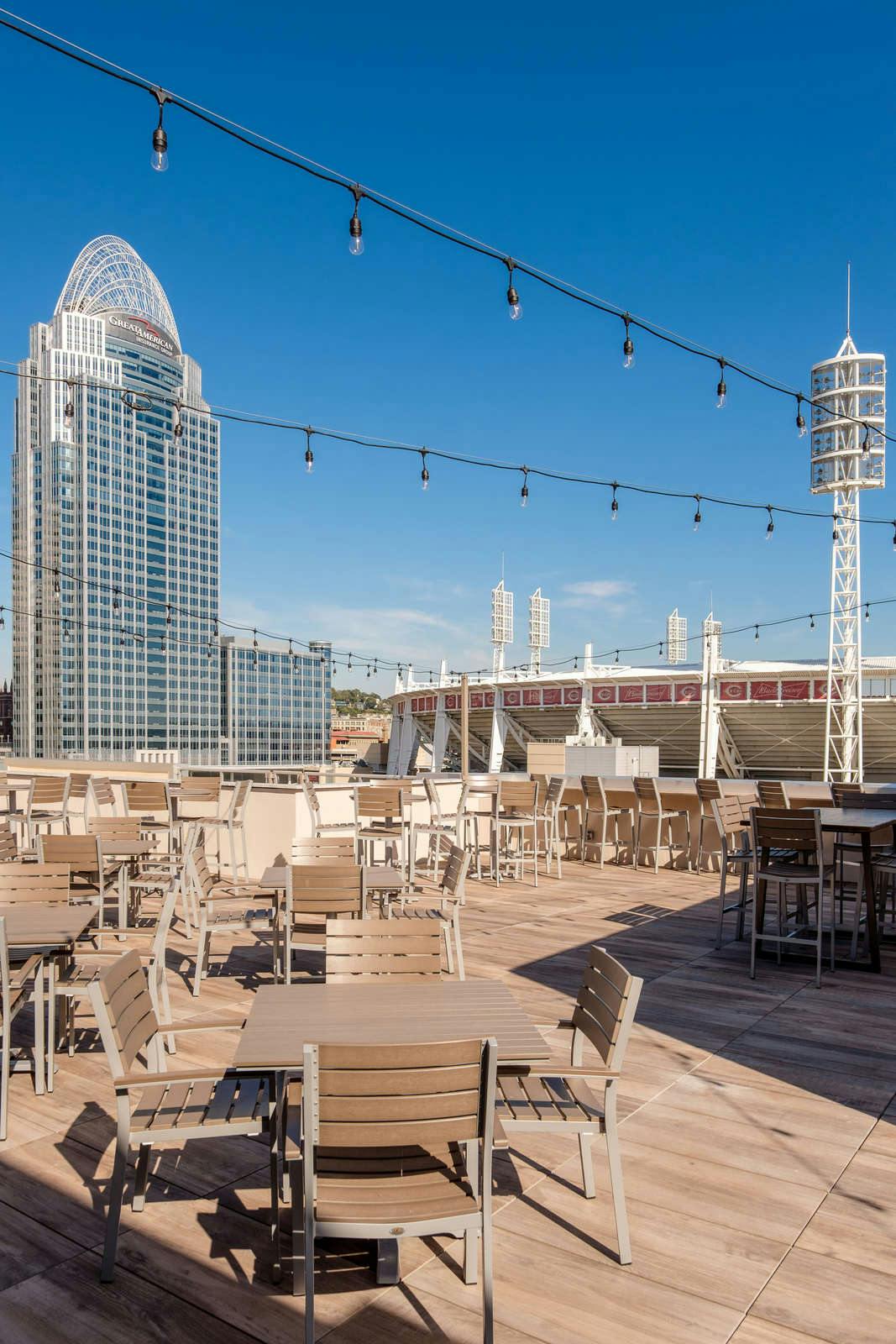 Hotel AC Hotel by Marriott Cincinnati at The Banks photo 1