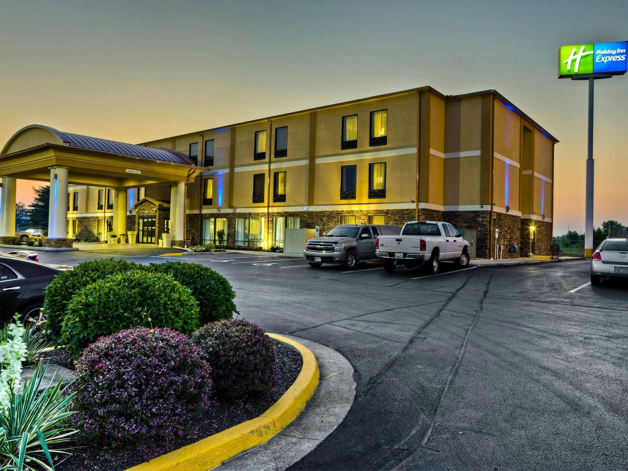 Holiday Inn Express Chillicothe East