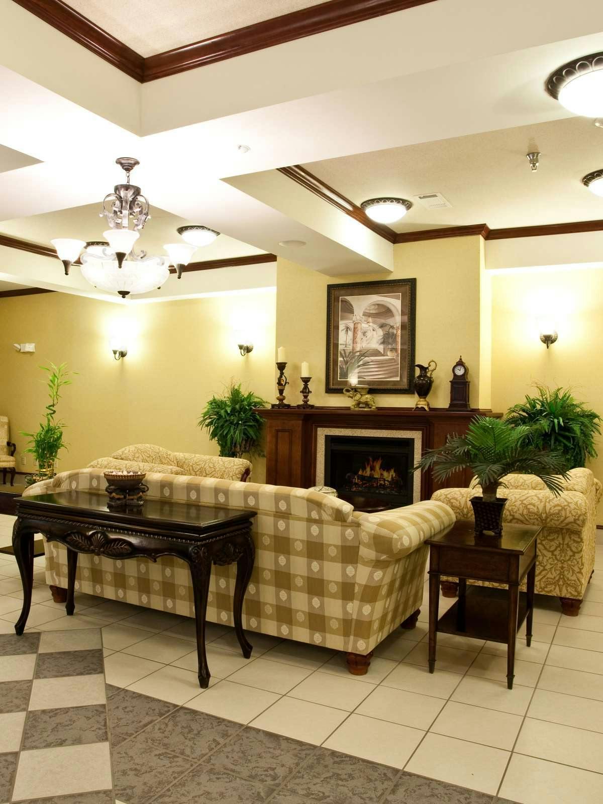 Hotel Holiday Inn Express Clanton photo 3