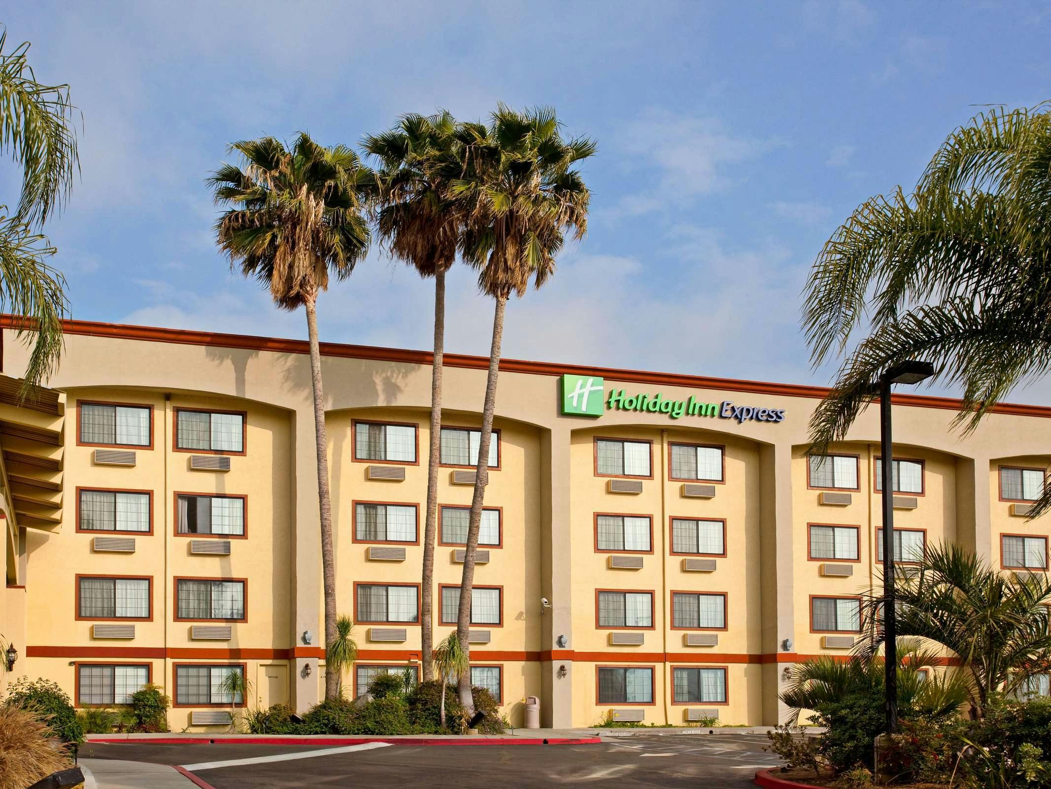 Holiday Inn Express Colton