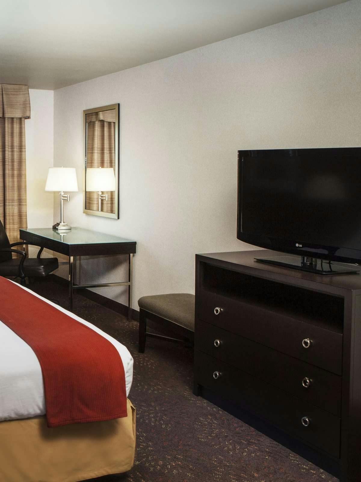 Hotel Holiday Inn Express Corvallis On The River photo 3