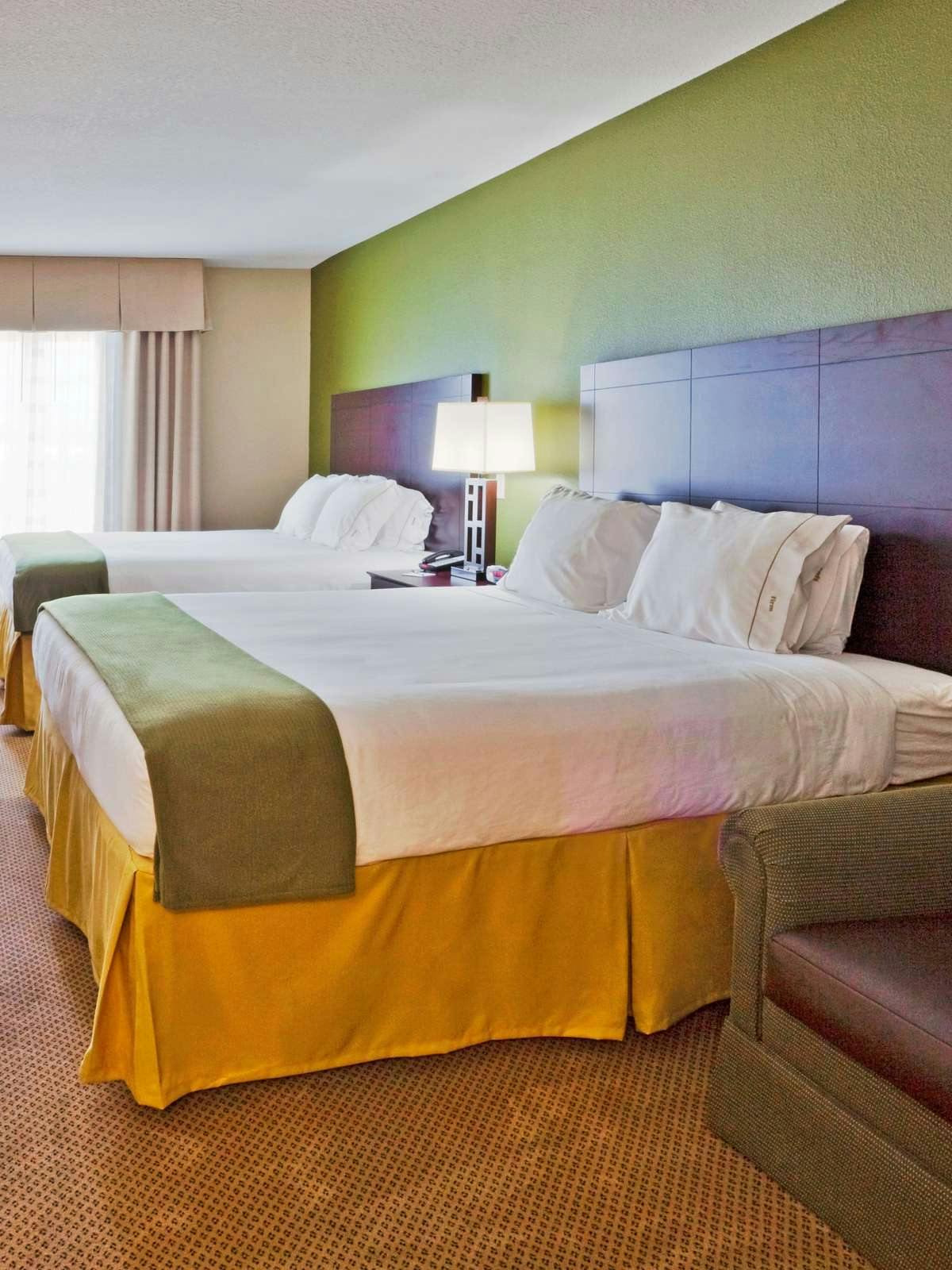 Hotel Holiday Inn Express Crystal River photo 1