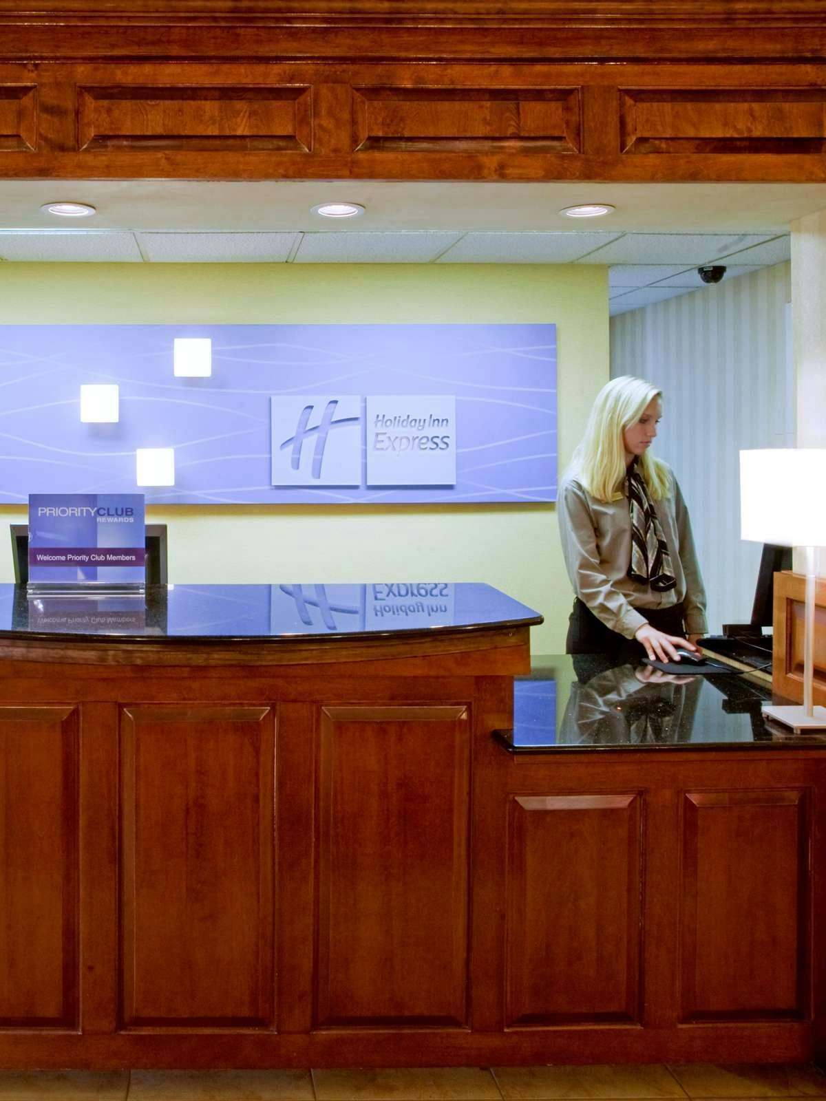 Hotel Holiday Inn Express Danville photo 4