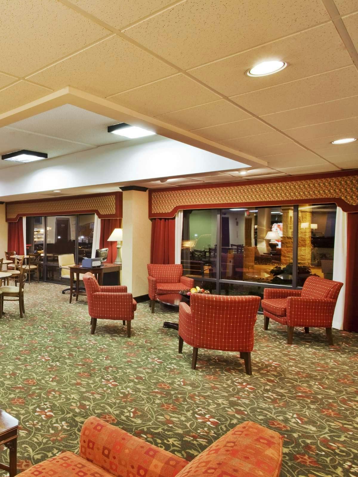 Hotel Holiday Inn Express Douglasville photo 3