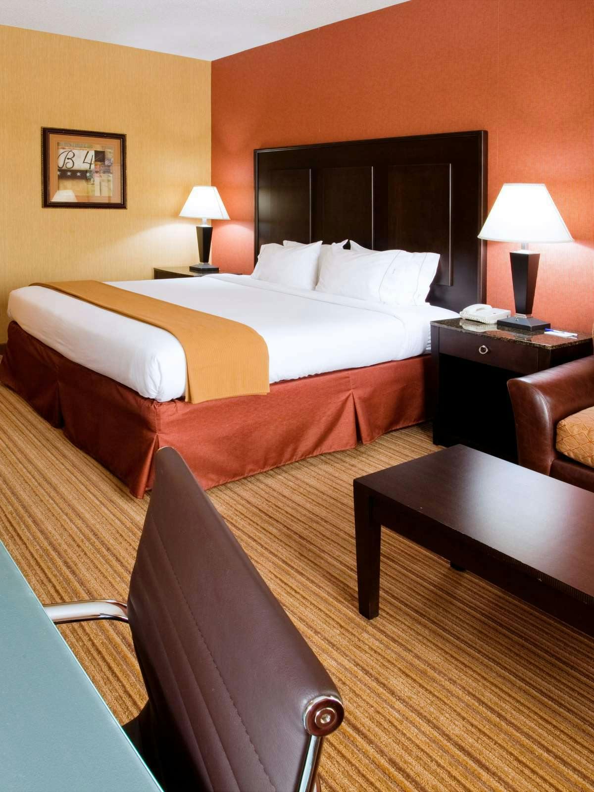 Hotel Holiday Inn Express Downtown West photo 1