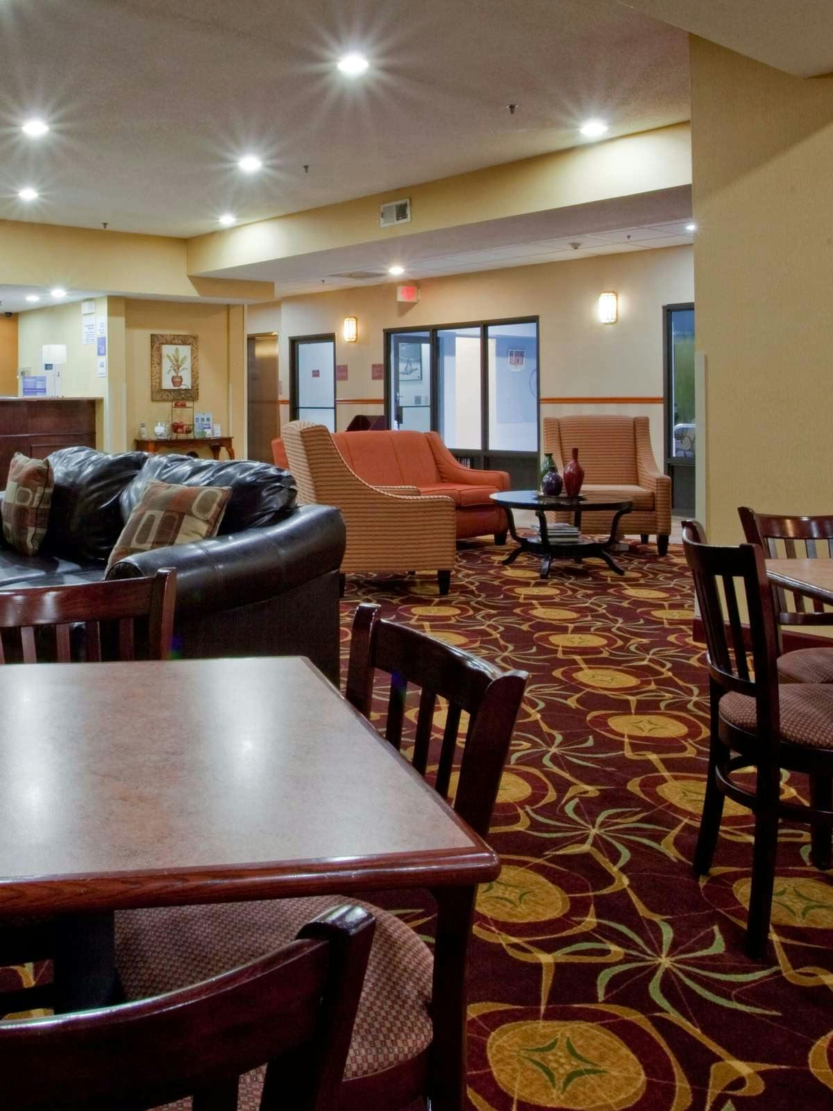 Hotel Holiday Inn Express Dublin photo 3