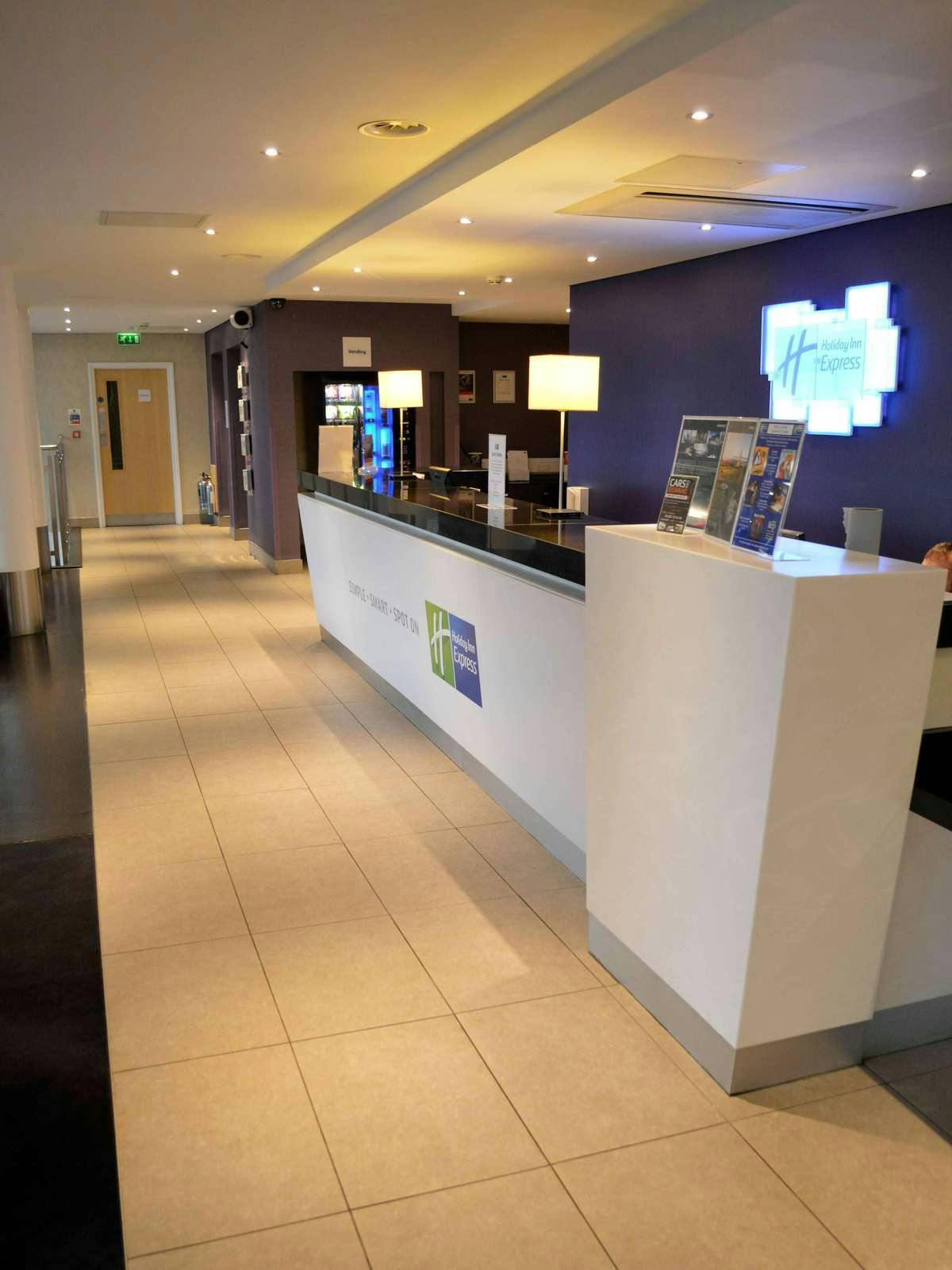 Hotel Holiday Inn Express Dundee photo 4