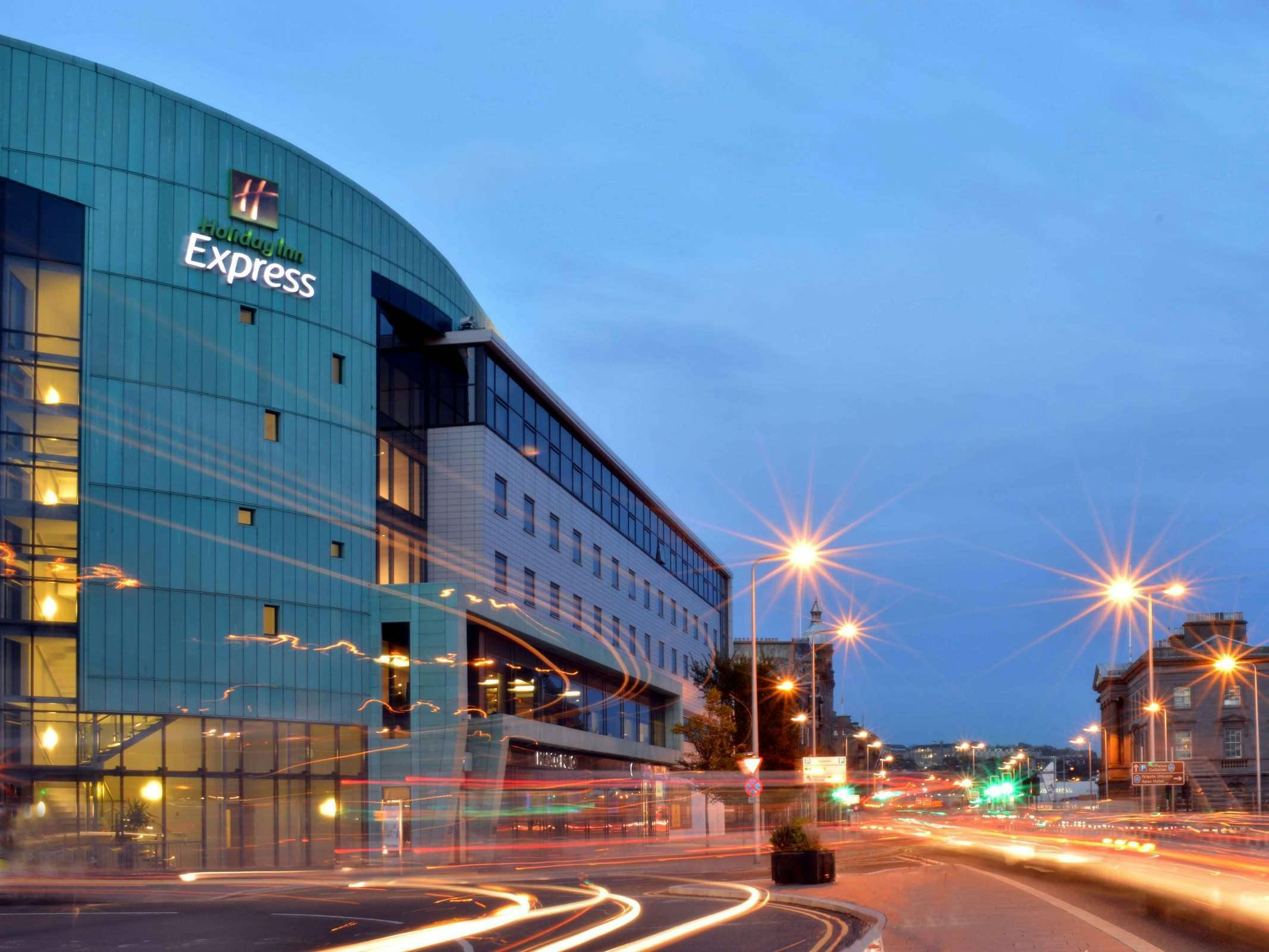 Holiday Inn Express Dundee