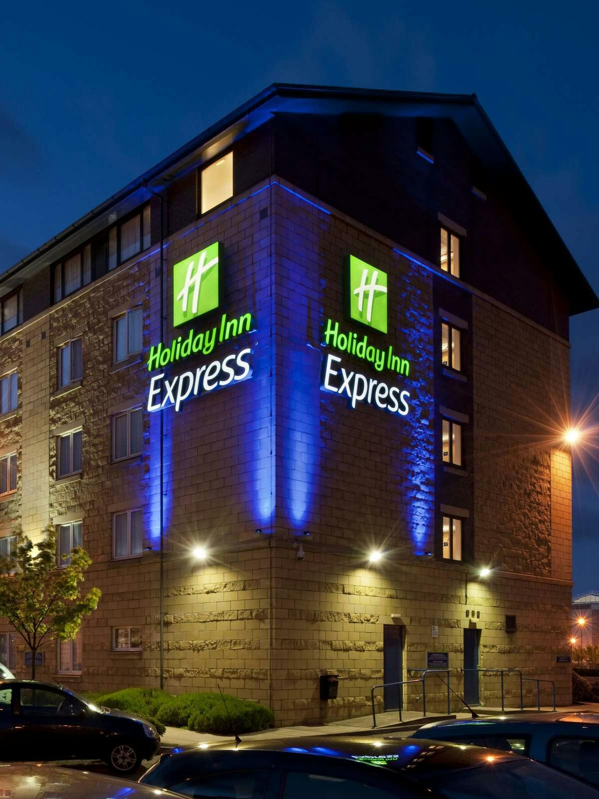 Hotel Holiday Inn Express Edinburgh Waterfront photo 3
