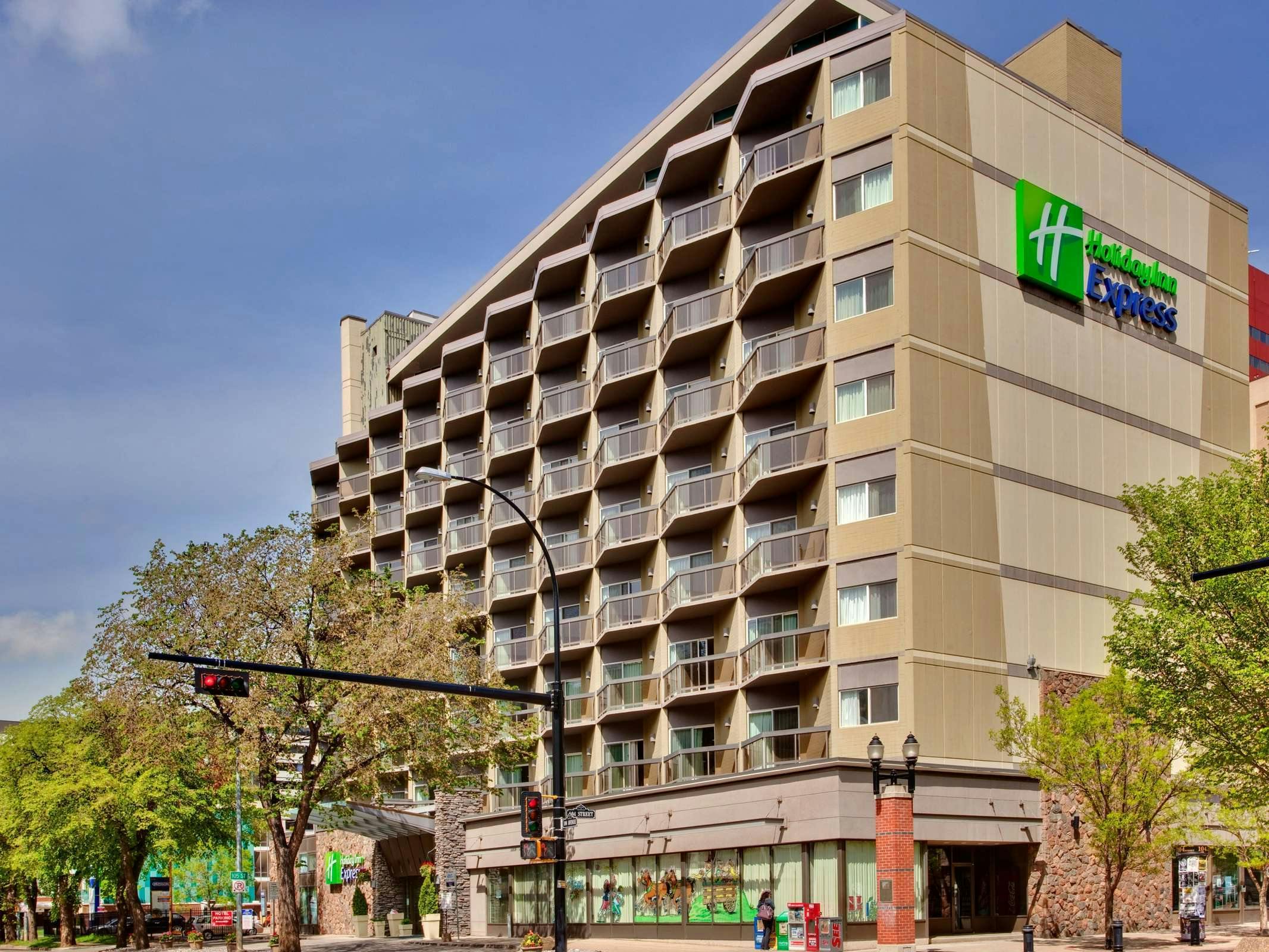 Holiday Inn Express Edmonton Downtown