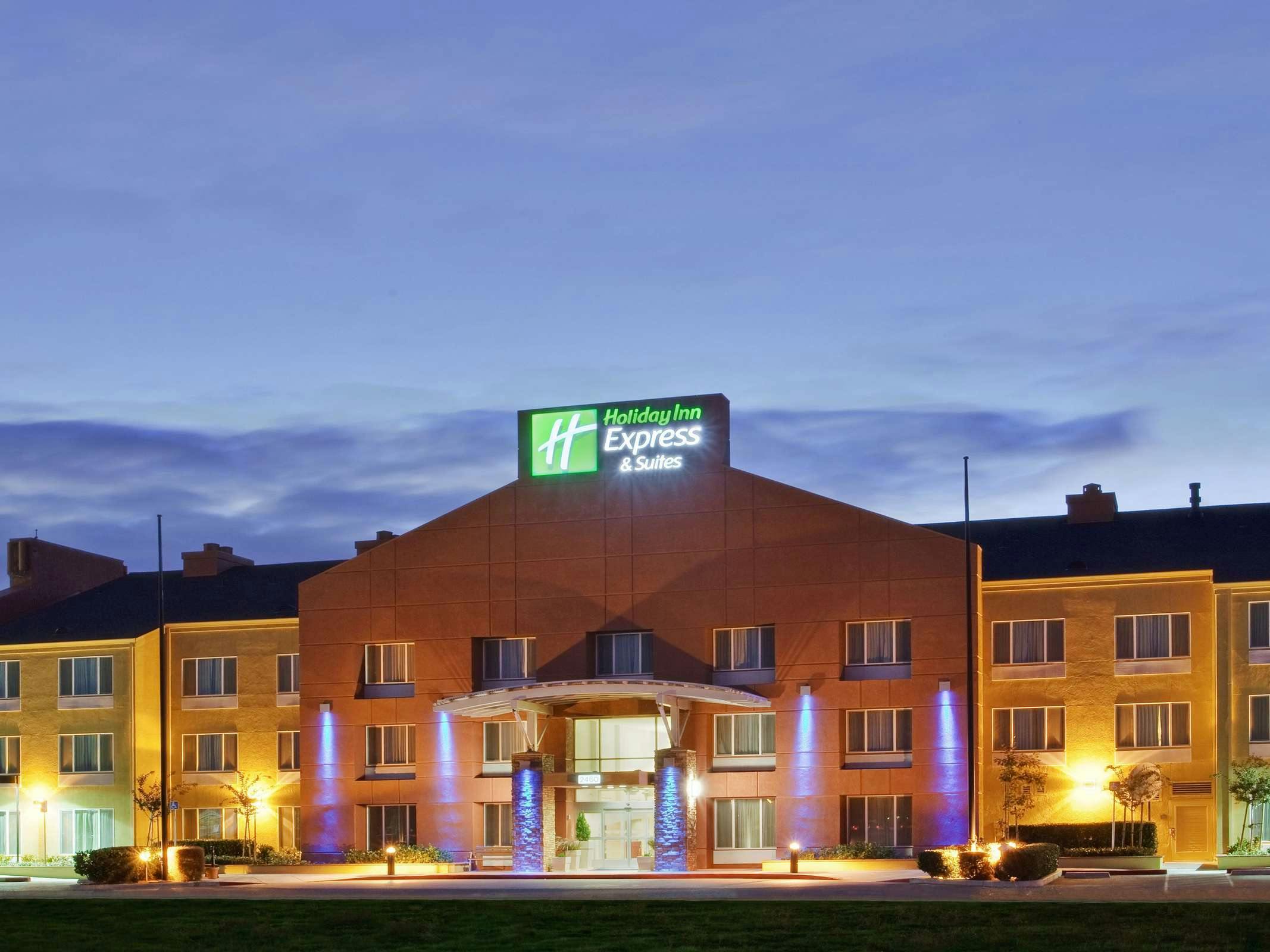 Holiday Inn Express Elk Grove, Sacramento - HotelTonight