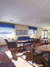 Hotel Holiday Inn Express Fargo West Acres photo 4