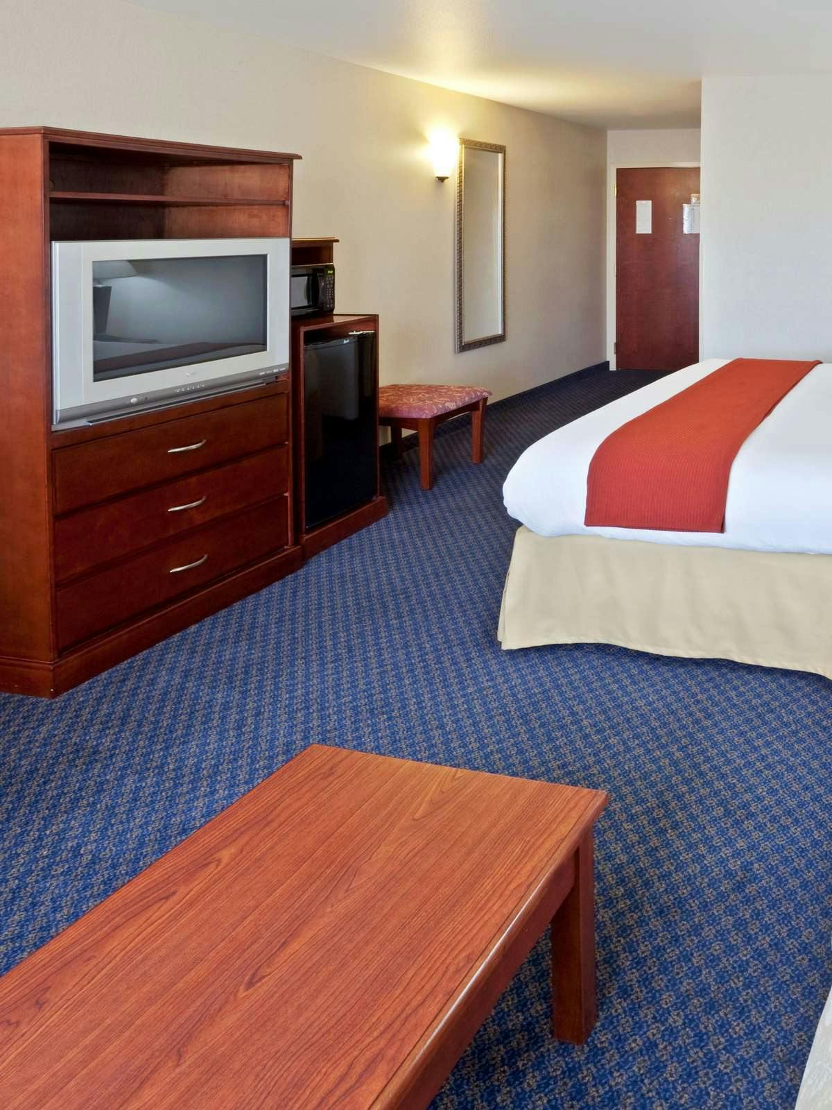 Hotel Holiday Inn Express Ellensburg photo 2