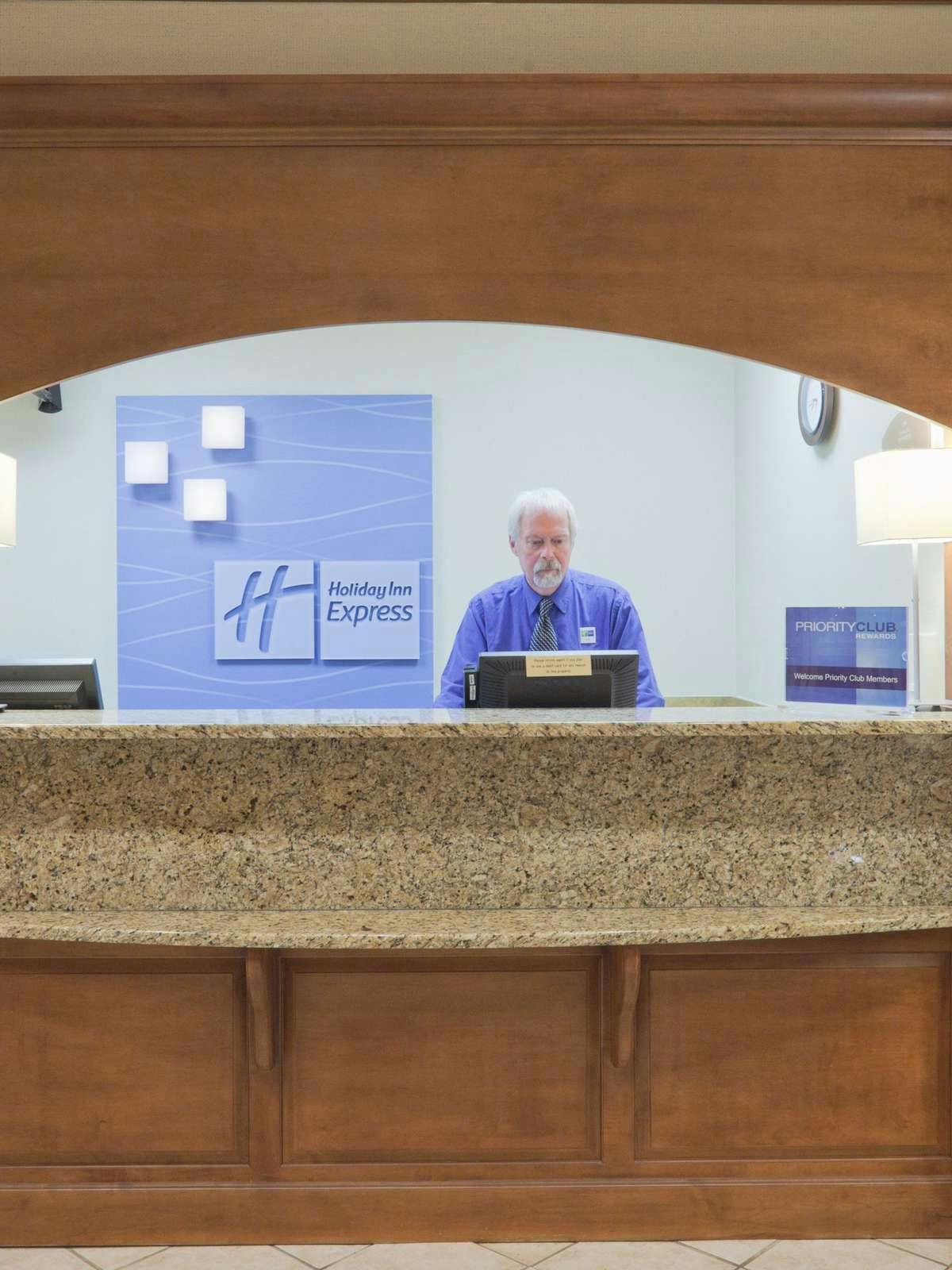 Hotel Holiday Inn Express Evansville West photo 5