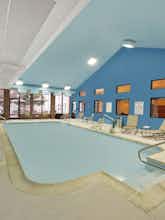 Hotel Holiday Inn Express Fredericksburg Southpoint photo 5