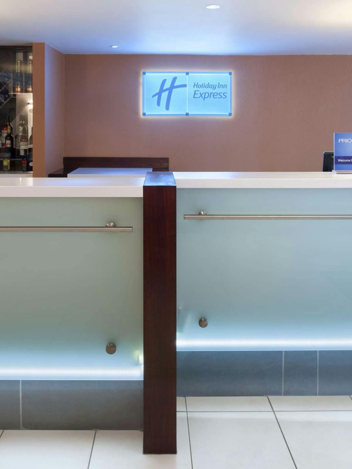 Hotel Holiday Inn Express Glenrothes photo 2