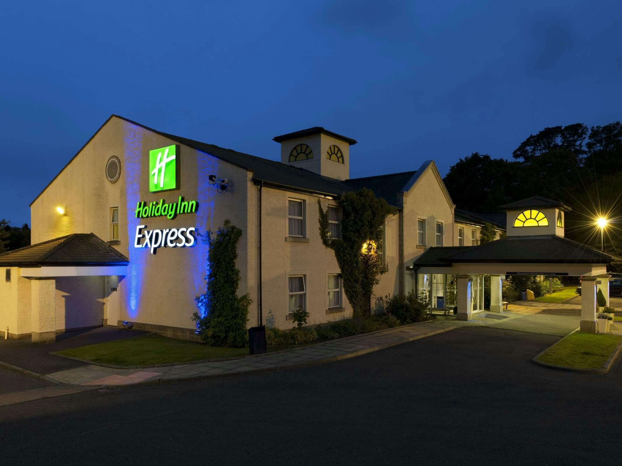 Holiday Inn Express Glenrothes