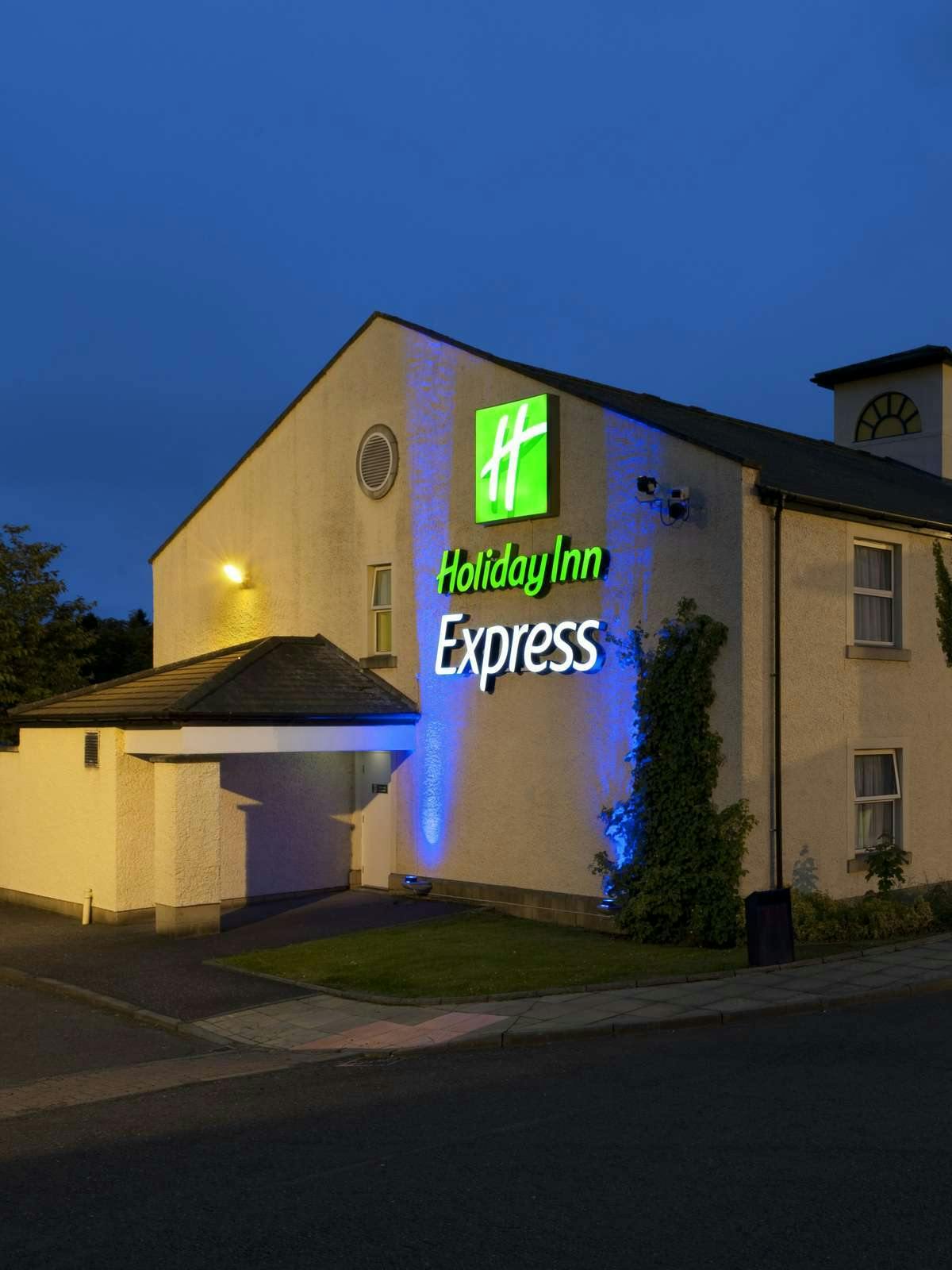 Hotel Holiday Inn Express Glenrothes photo 4