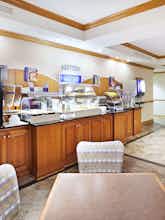 Hotel Holiday Inn Express Forest City photo 5