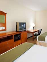Hotel Holiday Inn Express Gastonia photo 2