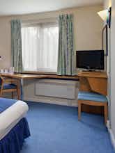 Hotel Holiday Inn Express Gloucester photo 2