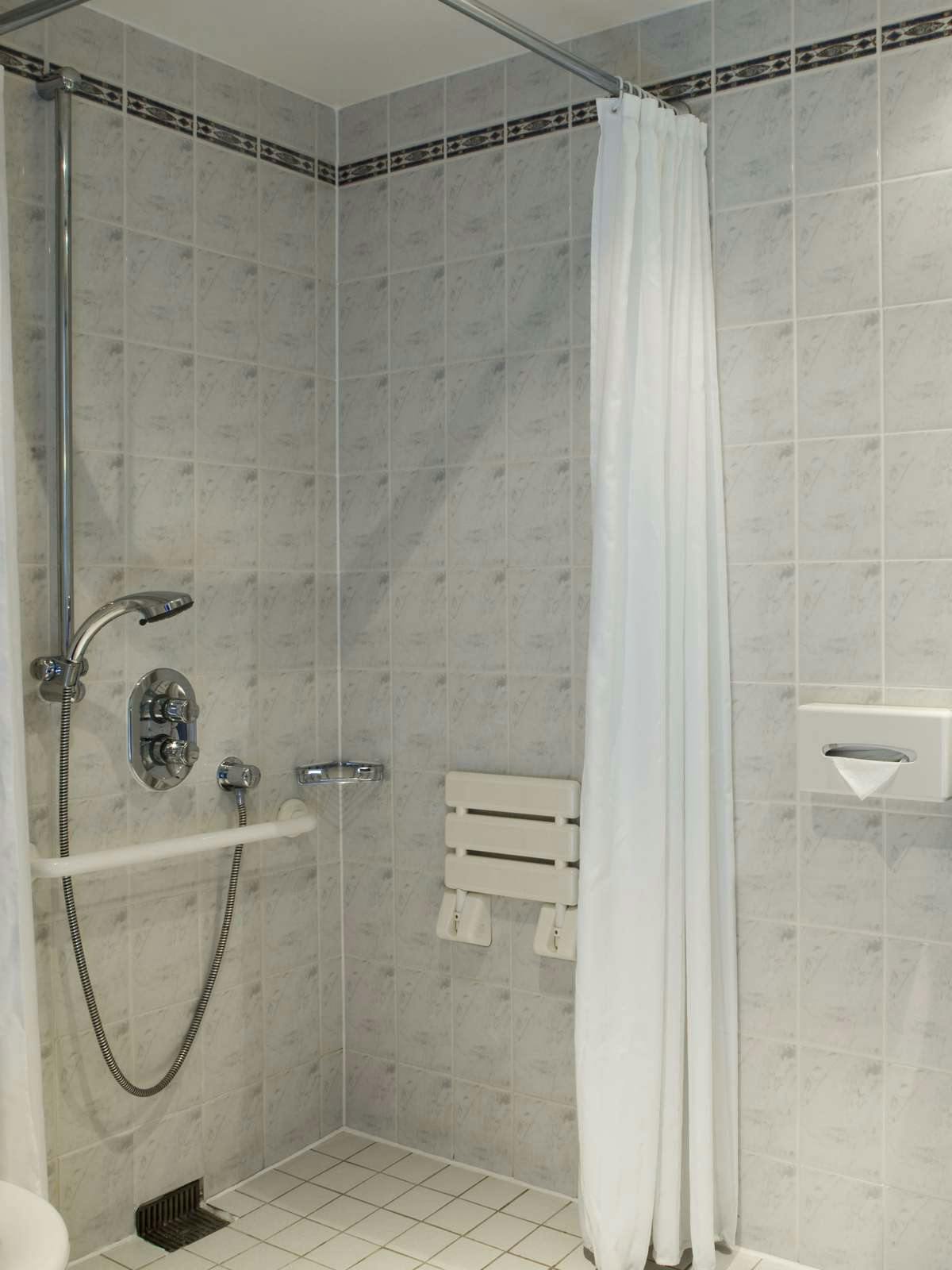 Hotel Holiday Inn Express Gloucester photo 3