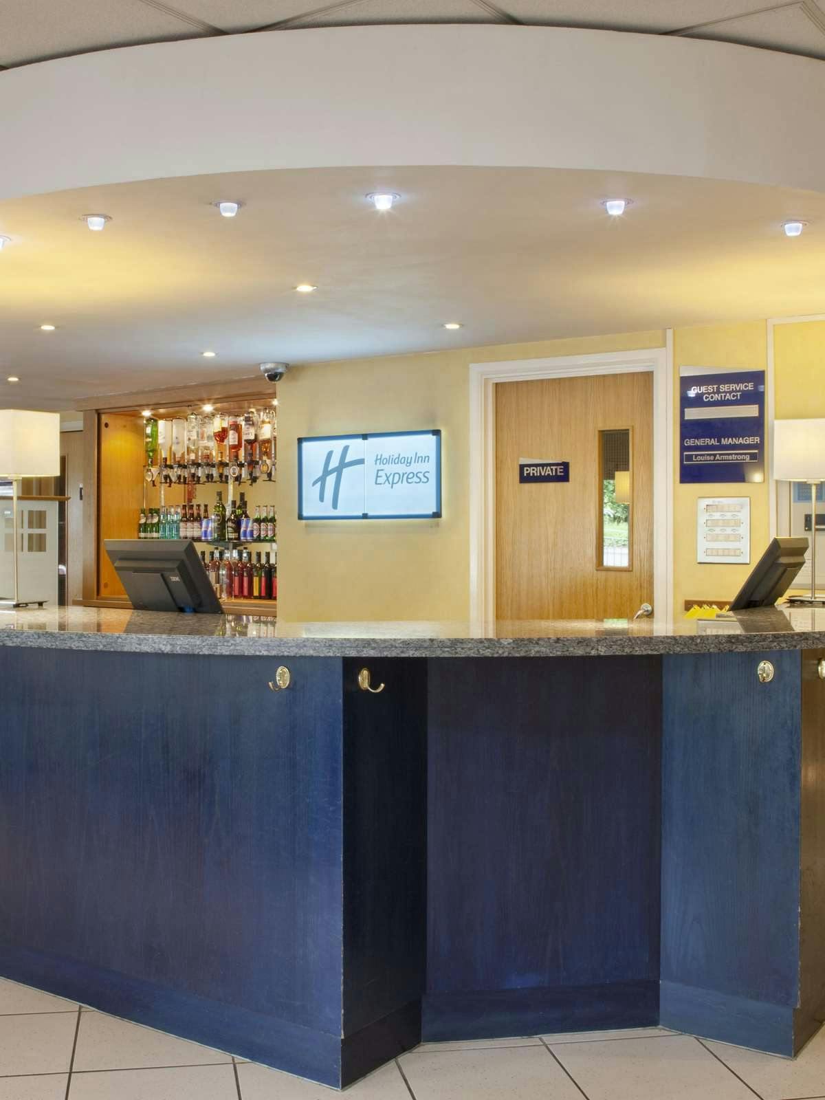 Hotel Holiday Inn Express Gloucester photo 5