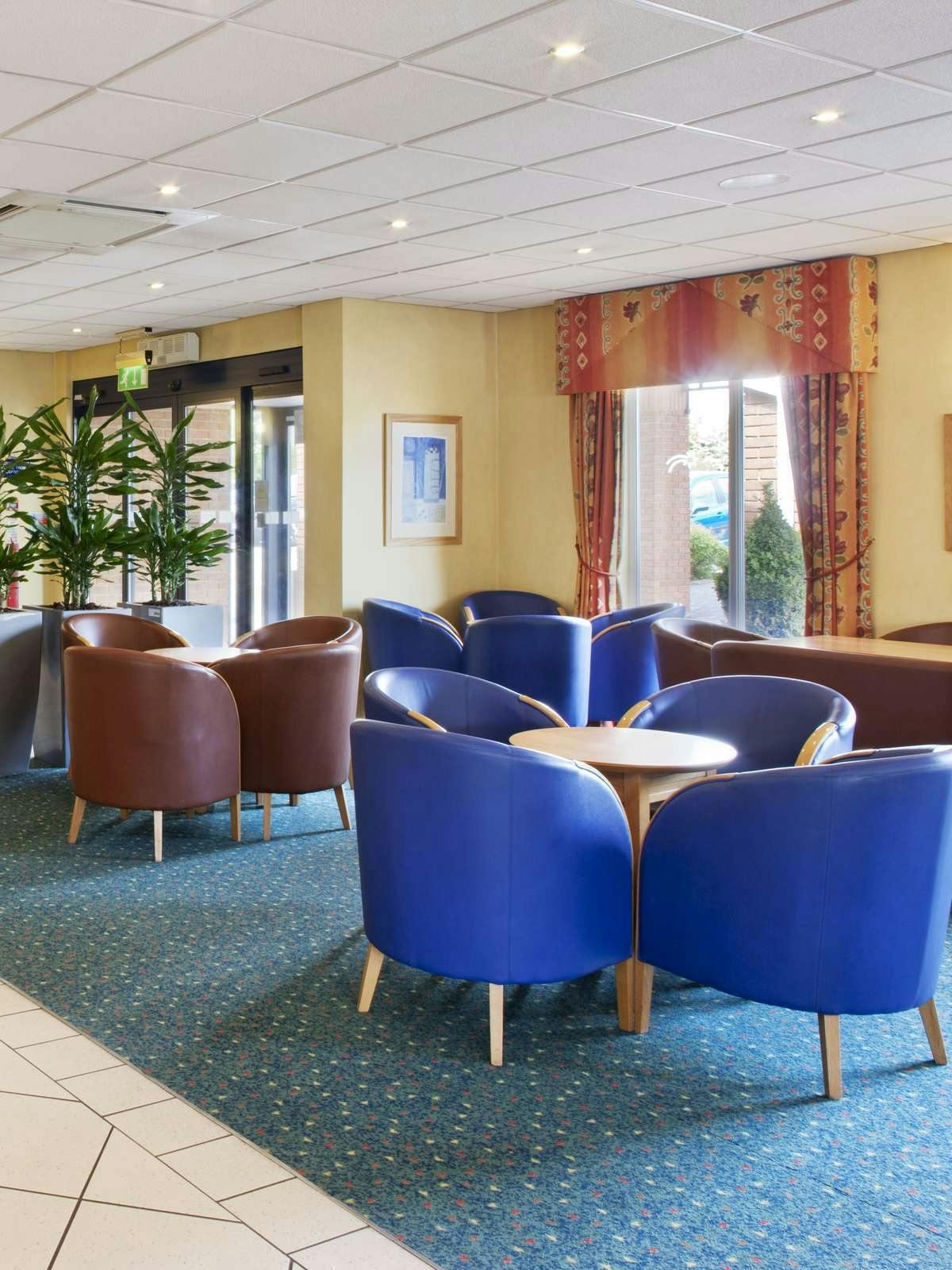 Hotel Holiday Inn Express Gloucester photo 4