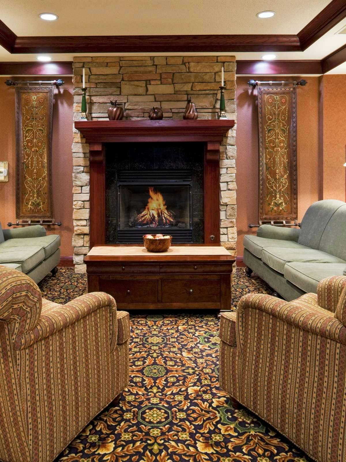 Hotel Holiday Inn Express Gas City photo 2