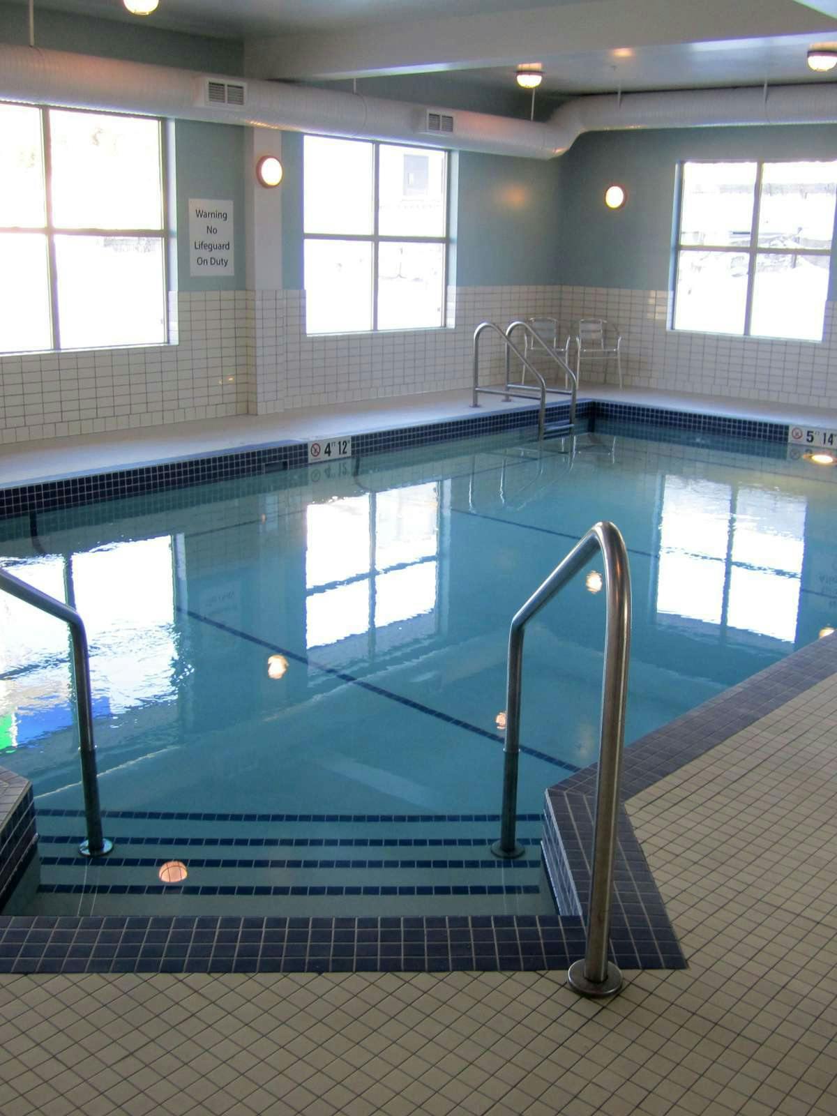 Hotel Holiday Inn Express Golden Kicking Horse photo 5