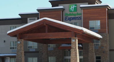 Holiday Inn Express Golden Kicking Horse