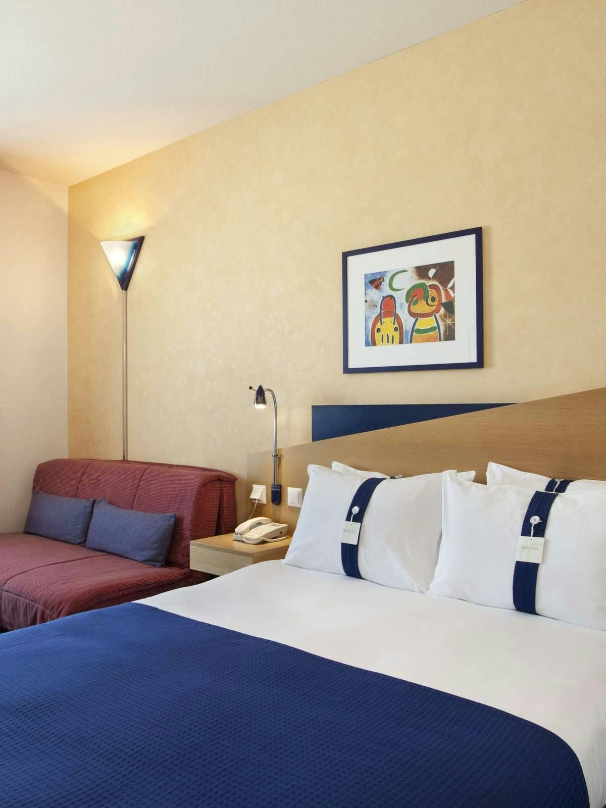 Holiday Inn Express Geneva Airport