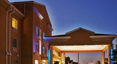 Holiday Inn Express Harvey