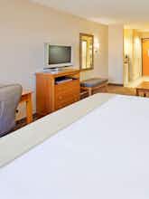 Hotel Holiday Inn Express Hastings photo 2