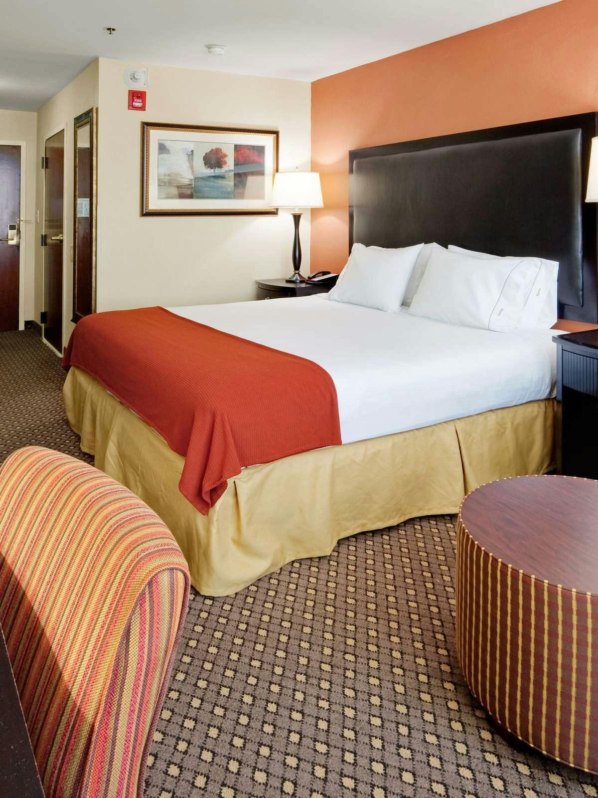 Hotel Holiday Inn Express Harrisburg East photo 1