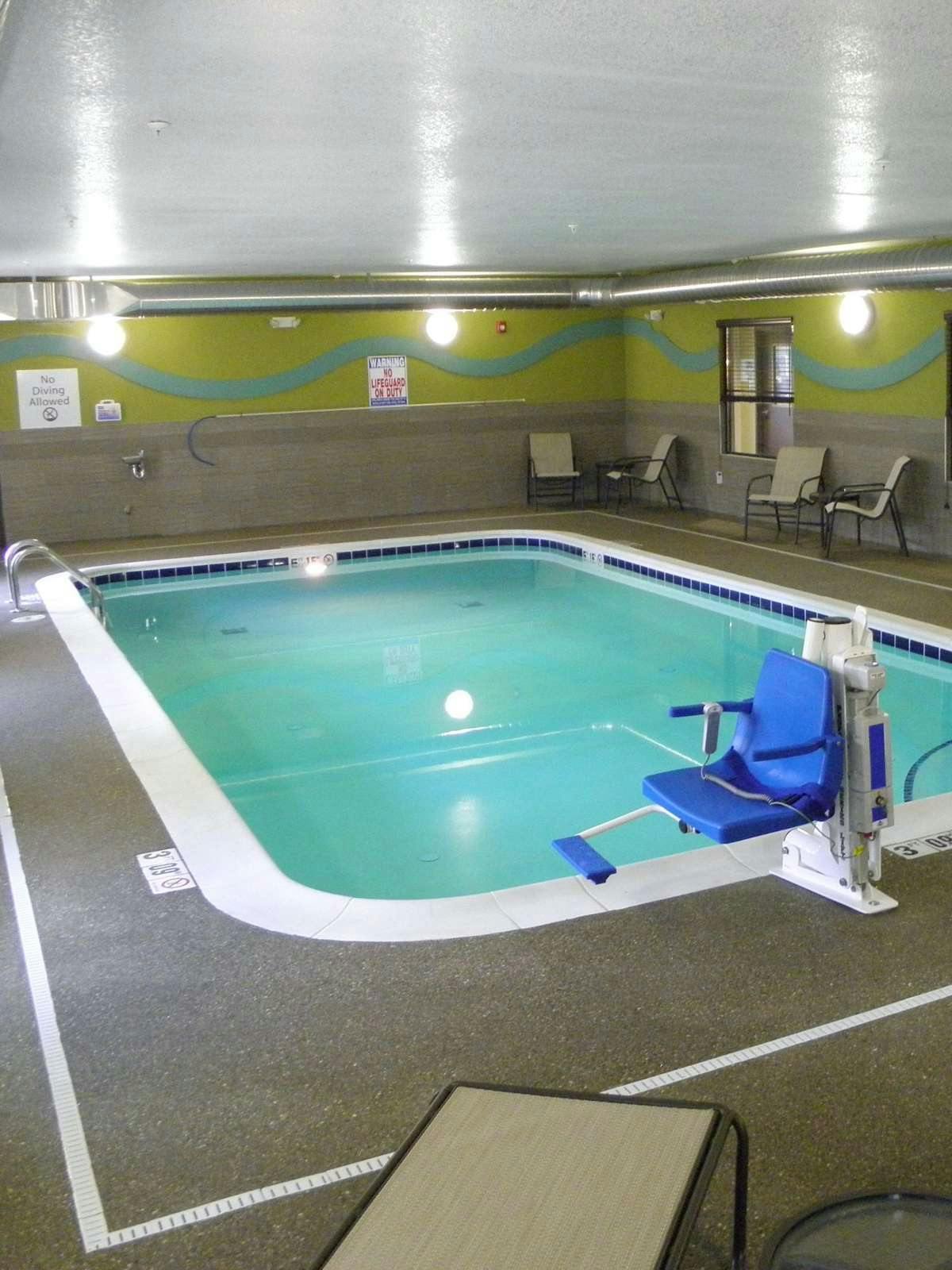 Hotel Holiday Inn Express Hastings photo 4